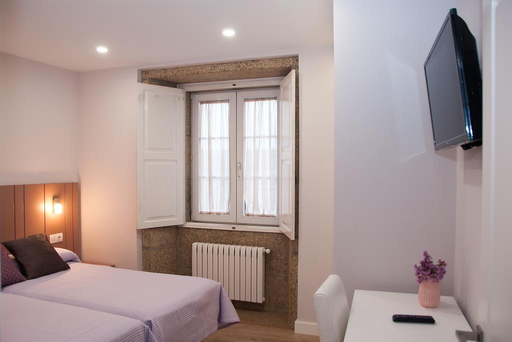 Linares Rooms サンティアゴ・デ・コンポステーラ エクステリア 写真